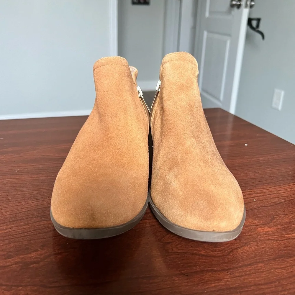 Crown & ivy | brown ankle boots - 9.5